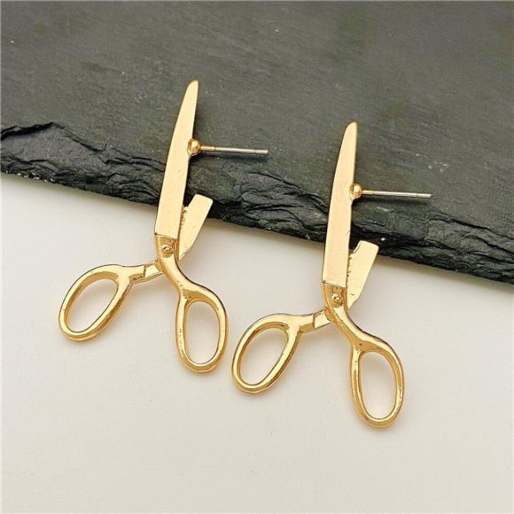 Vintage Scissors Stud Earrings | Gothic Silver Statement Jewelry - Picture 4 of 5